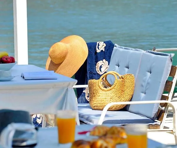 Апартаменты Spiros House And Geni (Lefkada)